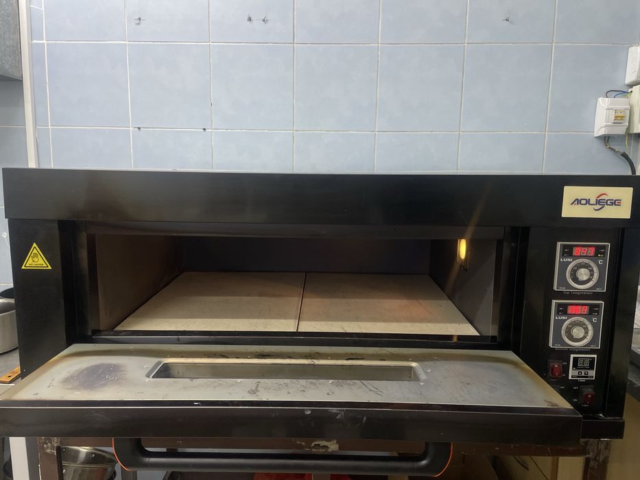 Пицца печь срочно продам