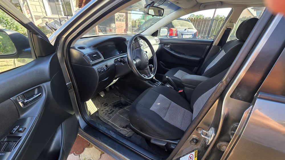 TOYOTA Corolla 2005 — imagine 4