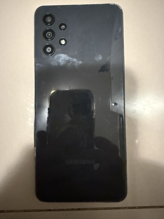 Vand Samsung A13 5G si A32 5G Dual sim ecran mare baterie mare perfect