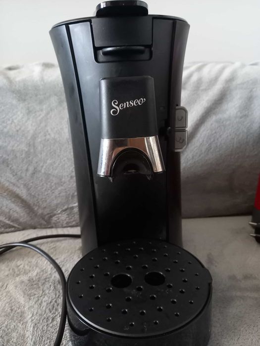 Кафемашини: PHILIPS SENSEO и Krups KP1105 Dolce Gusto със забележка