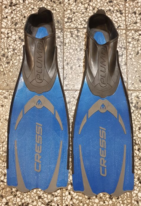 Плавници маркови