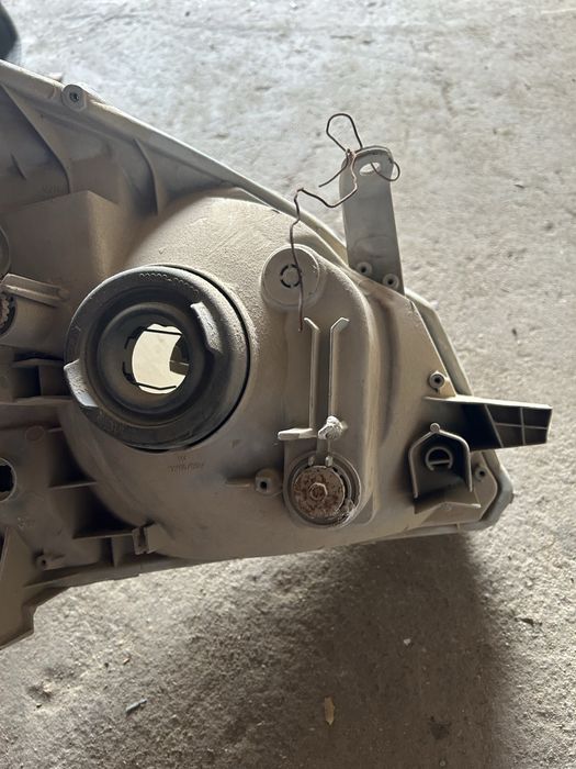 Фара прадо120 срочно продается актау