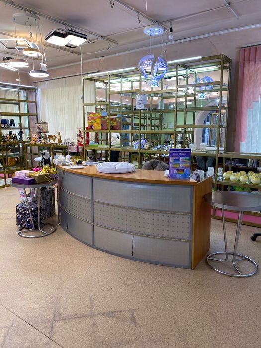 Продам магазин  "Сюрприз"