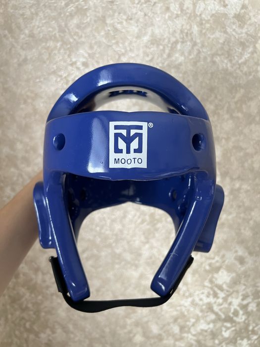Защитный шлем Mooto для тхэквондо
