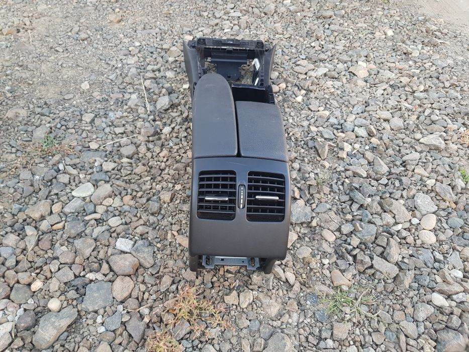 Consola centrala Mercedes C classe w204 2007-2014