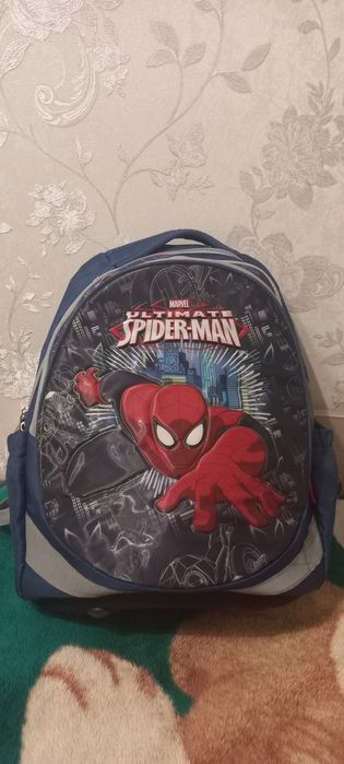 Продам рюкзак для мальчика