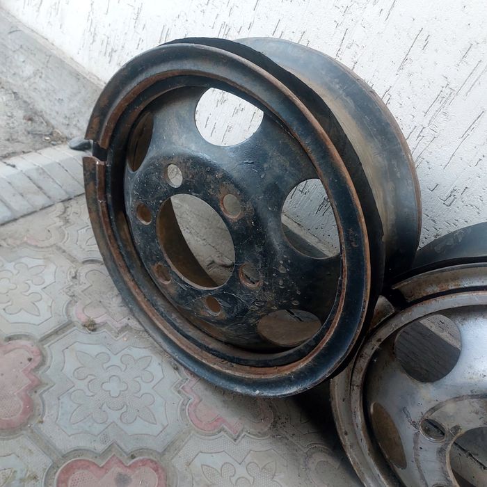 Продам диски 2 шт на газ 52-53 с флипером