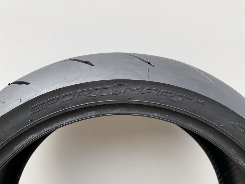 180/55/17 Dunlop sportsmart mk4 dot 2025