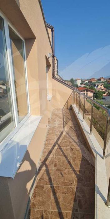 Продава се Тристаен апартамент в Пловдив, Коматево - 97 кв.м за 1083 €/кв.м - Снимка #8