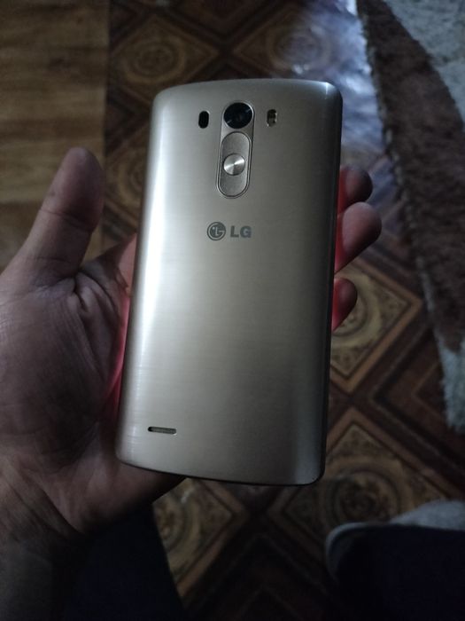 Продам телефон g3