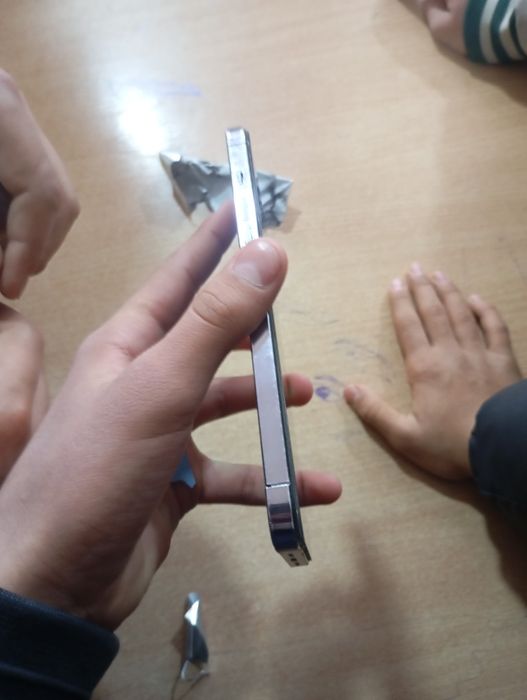 iPhone 13 pro max padelkasi