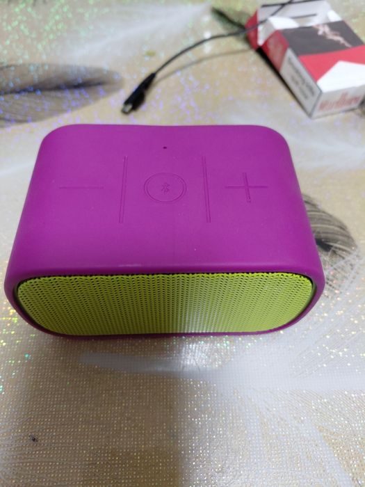 Vind boxa bluetooth Logitech ue mini boom