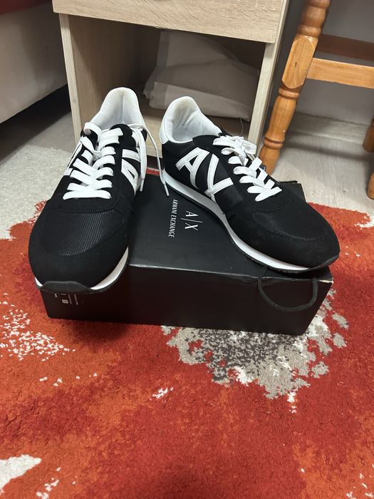 Adidasi armani exchange