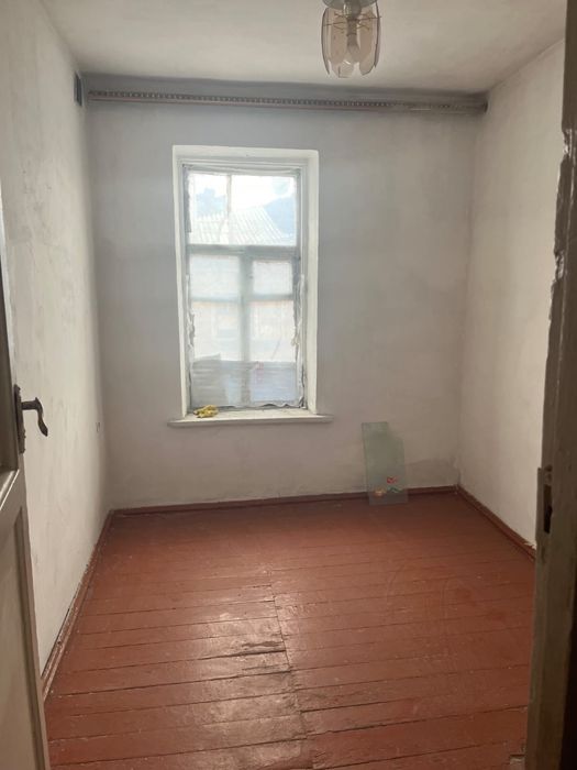 Продам  квартиру 2 этаж