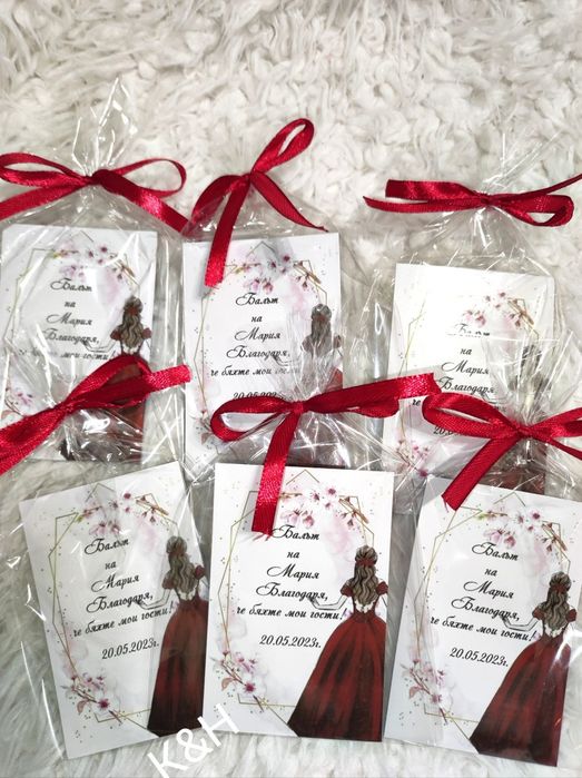 Магнити със снимка подаръци за гости Погача Рожден ден