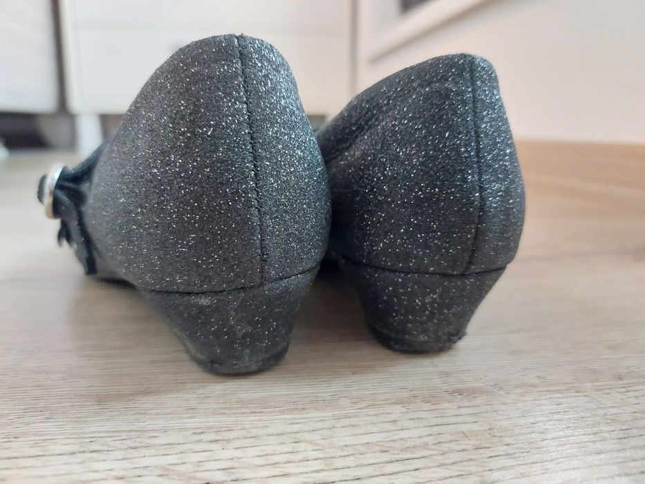 Детски официални обувки черни