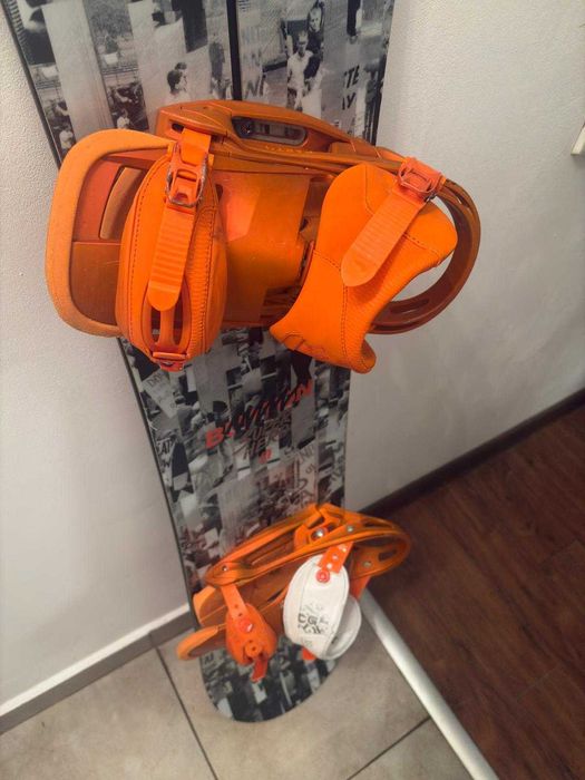 Placă snowboard Burton Super Hero – 154 cm