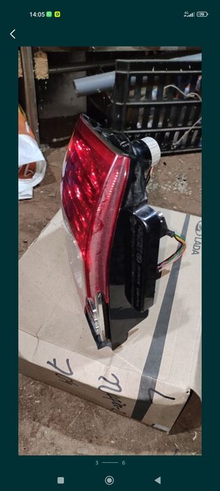 Продам задний фонарь