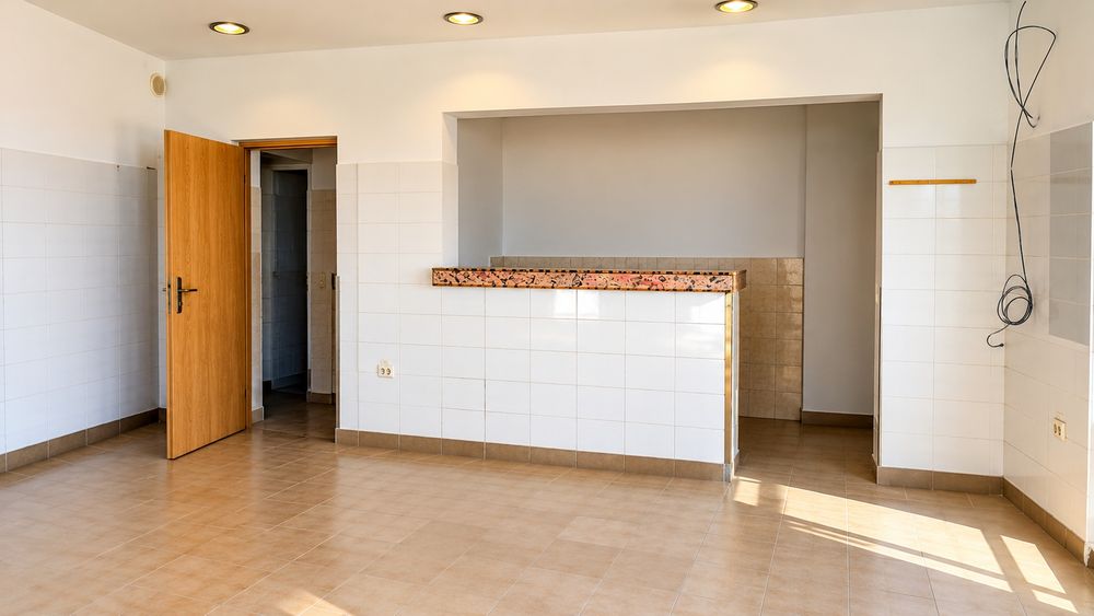 Dau in chirie spatiu comercial in centru Turda