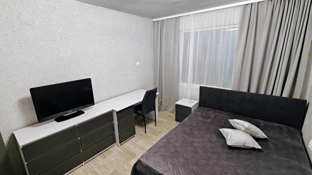 Дава се под наем Многостаен апартамент в Варна, Левски - 100 кв.м за 897.6 € - Снимка #4