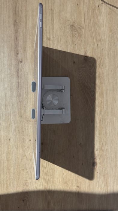 Ipad pro 1gen 12,9 с подержкой sim.128gb память
