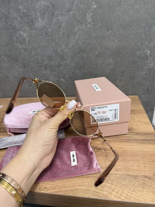 Очки Miu Miu 2025