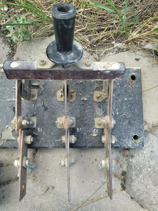 Рубильник автомат прибор продам