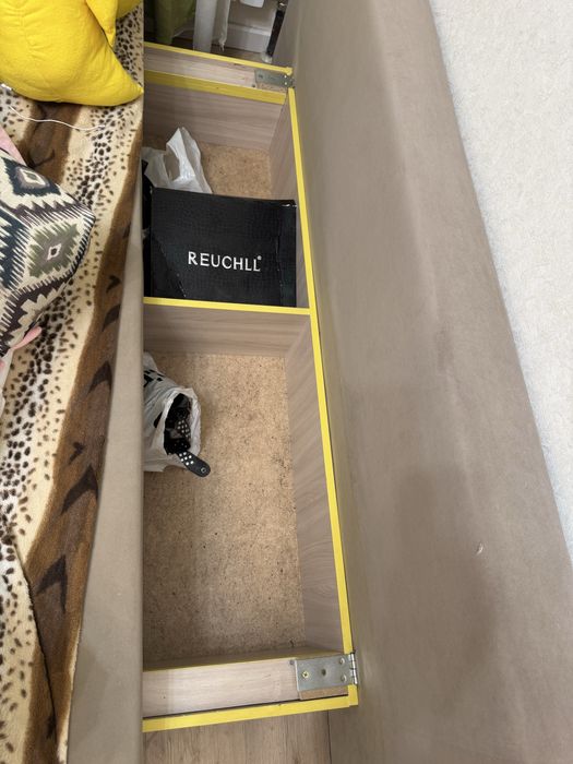 Продам диван тахту