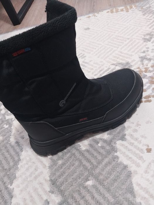 Продам зимние сапоги , мужские