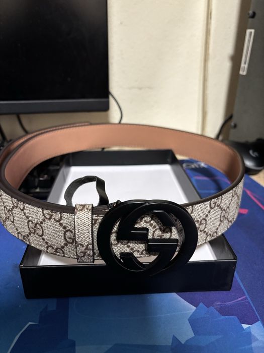 set curea si portofel gucci