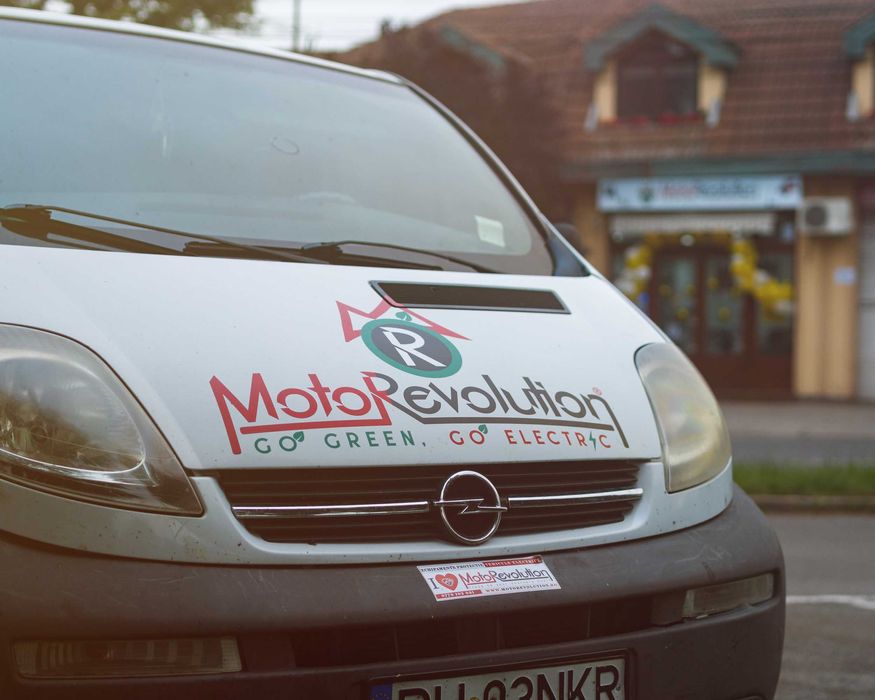 Opel Vivaro 1.9 Tdi an 2001, pentru marfa, inclus suport acoperis