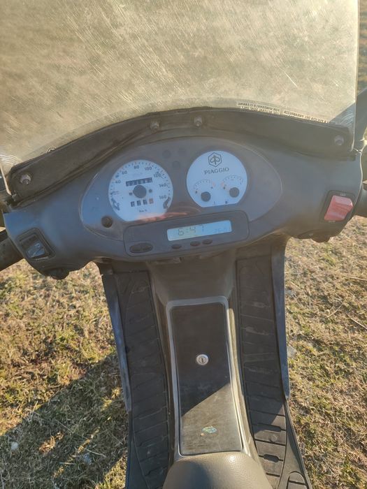 Motocicletă Piaggio Hexagon 180cc