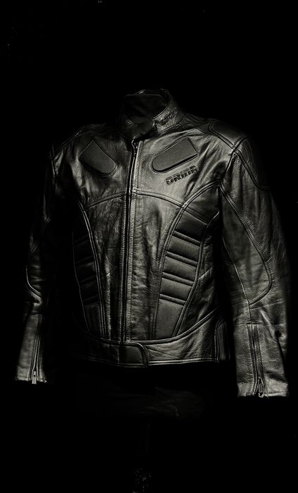 Мотокуртка оргинал бычья кожа с защитой