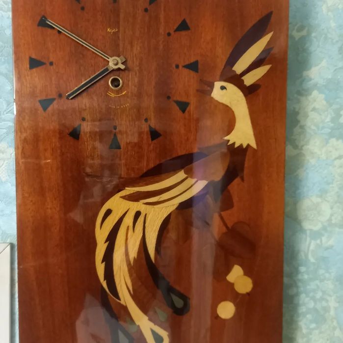 Часы Маяк настенные