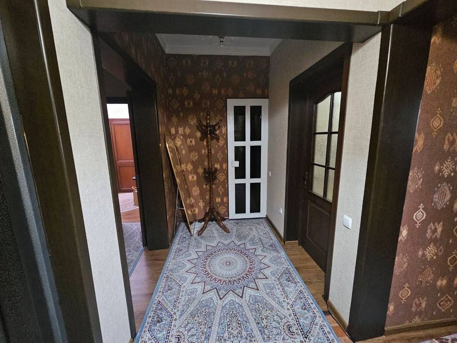 Квартира на Дружба Народов -Камолон ош 3/7/9 общ пл 72м