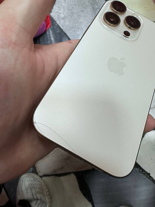 продам iphone 16 pro
