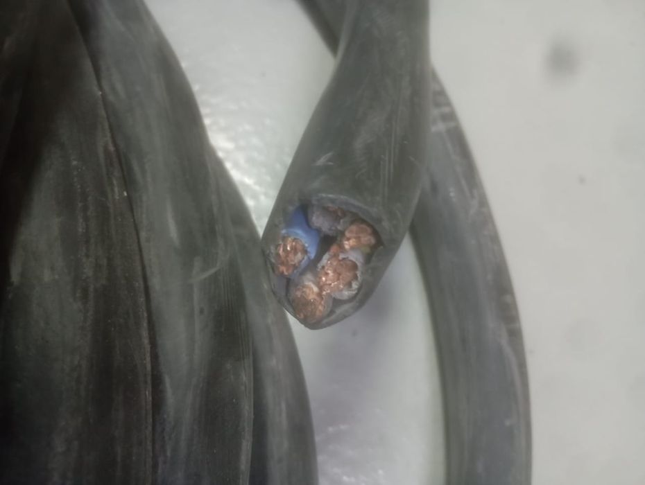 Продам электрический кабель.