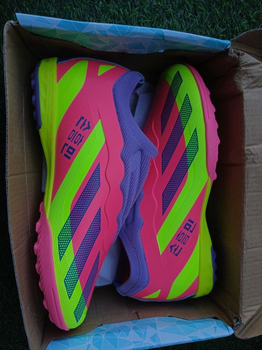 Сороконожки Adidas Crazyfast