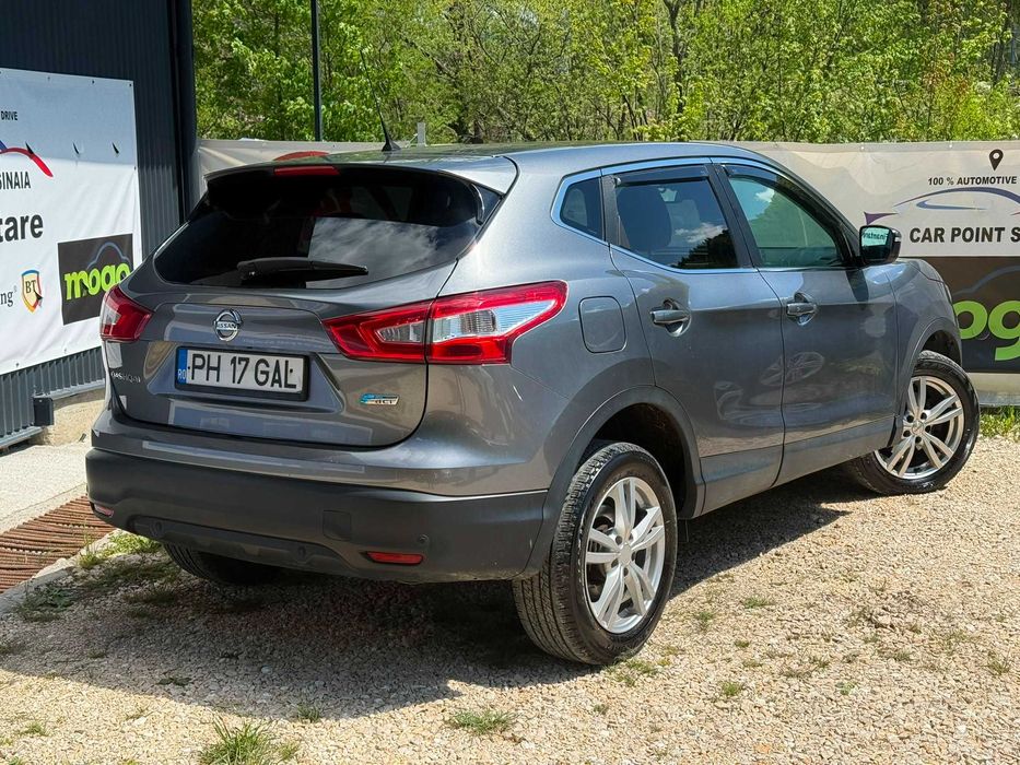 Nissan Qashqai Automat/2014/1.6dCi/130Cp/Navi/Rate/Inm RO