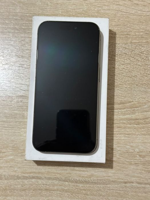 Продаётся Айфон 15 Pro 256г