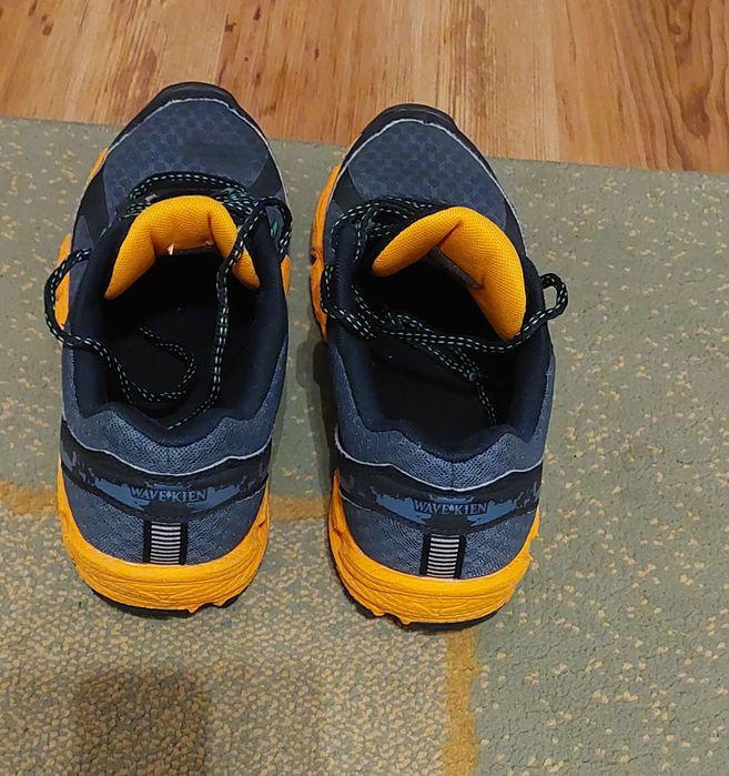 Продавам маратонки "Mizuno",в перфектно състояние