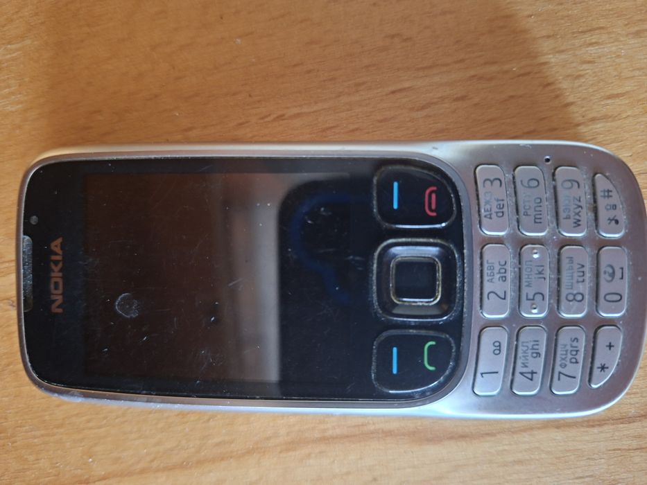 Nokia 6303c телефон