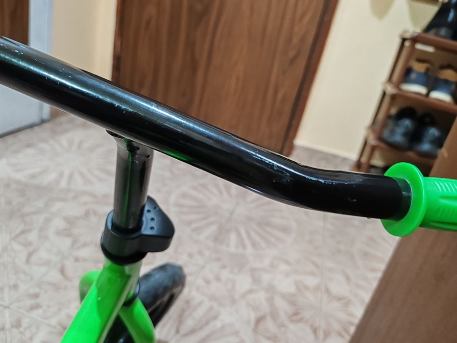 Баланс колело зелено