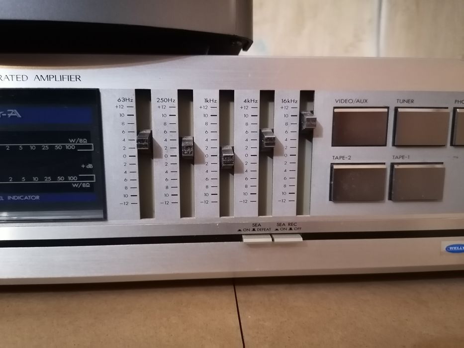Усилвател JVC A-X 40