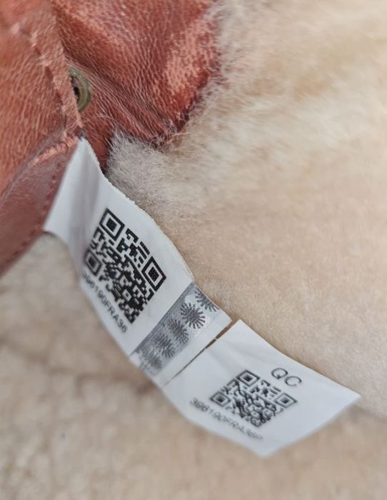 Ghete Ugg originale 43