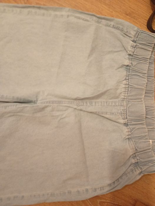 De vanzare blugi dama elastici