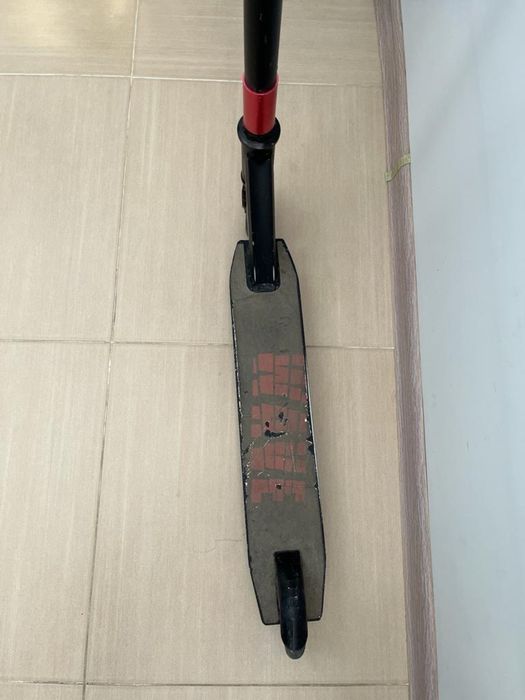 Самокат в отличном состоянии