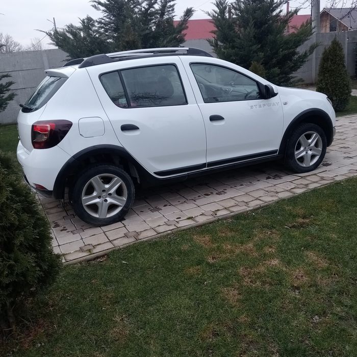 Vând Dacia Sandero Stepway !
