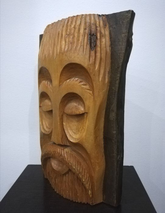 Чудесна дърворезба. Глава на мъдрец.