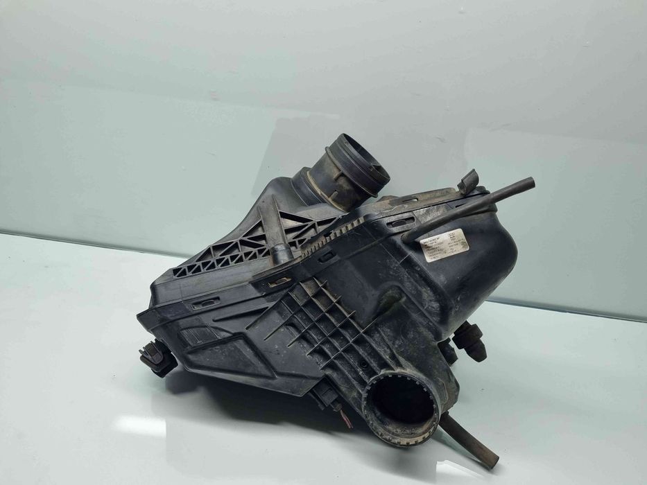 Carcasa filtru aer Audi A4 (8K5, B8) Avant [Fabr 2008-2015] 8K0133837